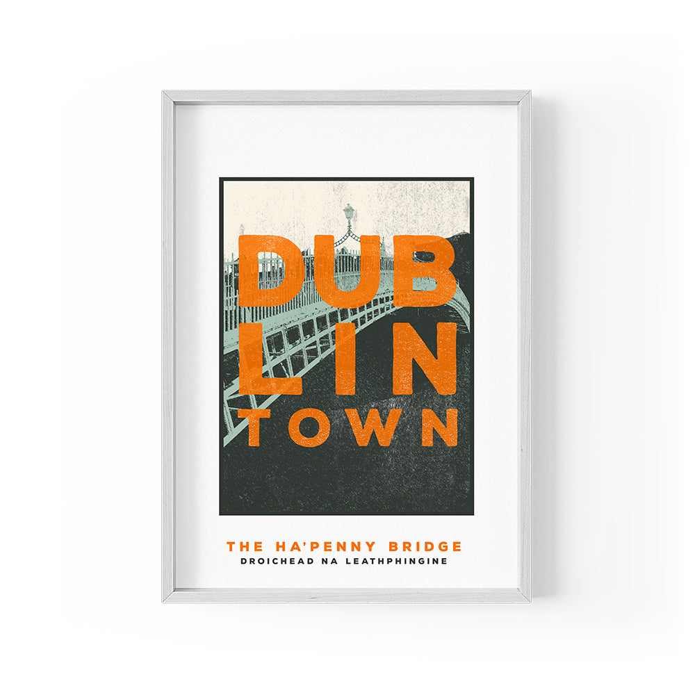 The Ha'Penny Bridge Print - Dublin Town (Framed A4)